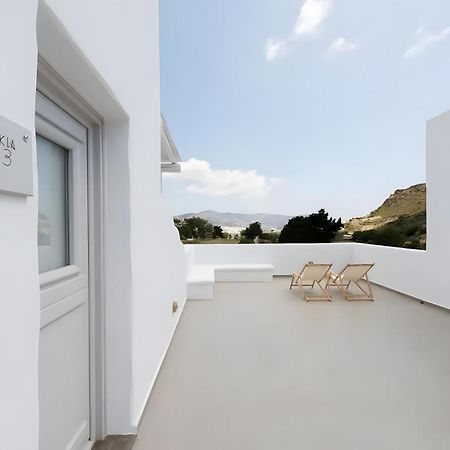 Maisonette No 3 90 Squares Meters Kímolos エクステリア 写真