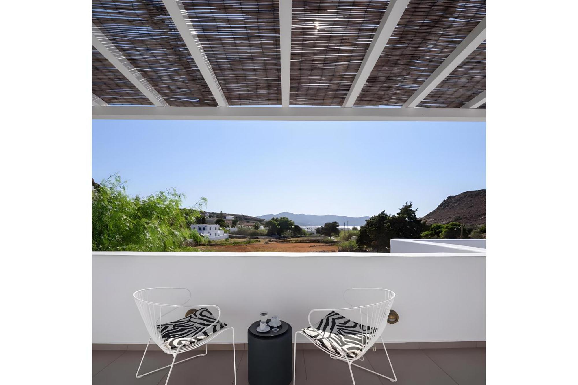 Maisonette No 3 90 Squares Meters Kímolos エクステリア 写真